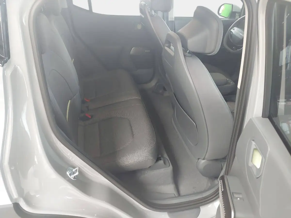 KIA EV2 61.0 KWH EARTH MJ27 4SITZE WINTER-CONNECT TECHN DRIVEWISE-PARK DESIGN
