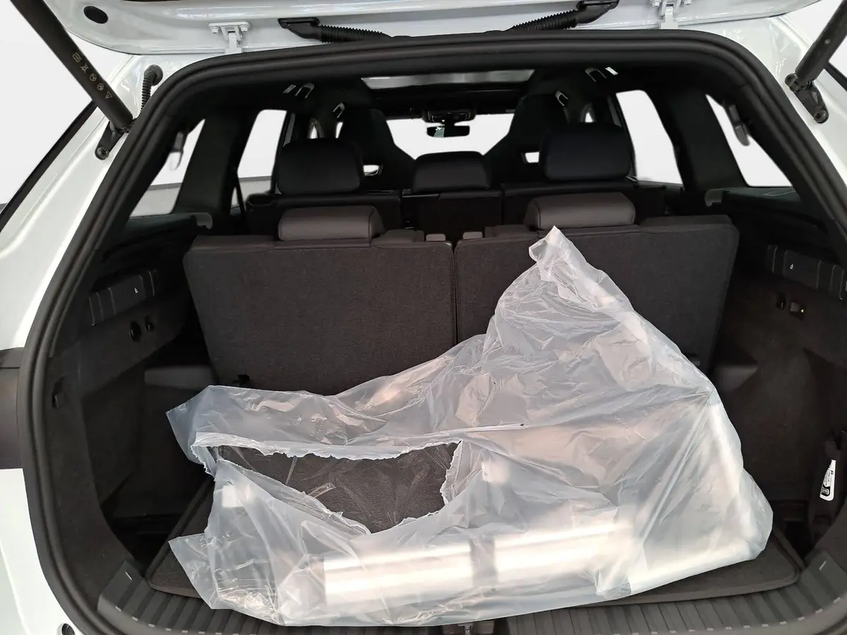 SKODA KODIAQ 1.5 TSI DSG SPORTLINE NAVI LED ACC PANO WINTER AHK