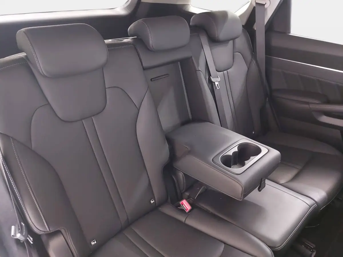 KIA SORENTO 1.6T PLUG-IN-HYBRID AWD AT6 SPIRIT MJ23 ASSIST+