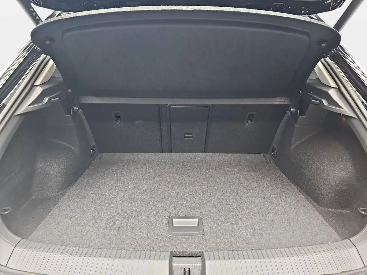 VW T-ROC 1.0 TSI STYLE NAVI ACC P-ASSIST