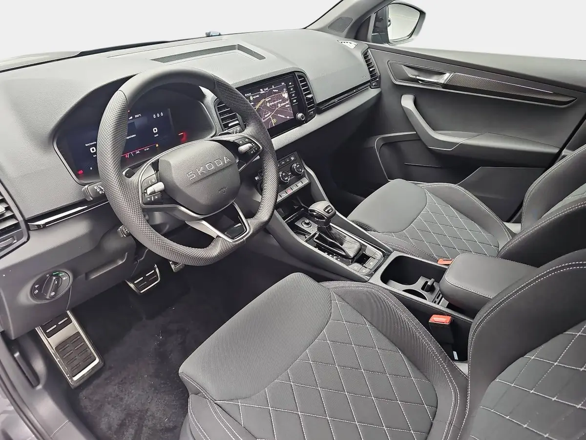 SKODA KAROQ 2.0 TDI DSG SPORTLINE 4X4 NAVI LED