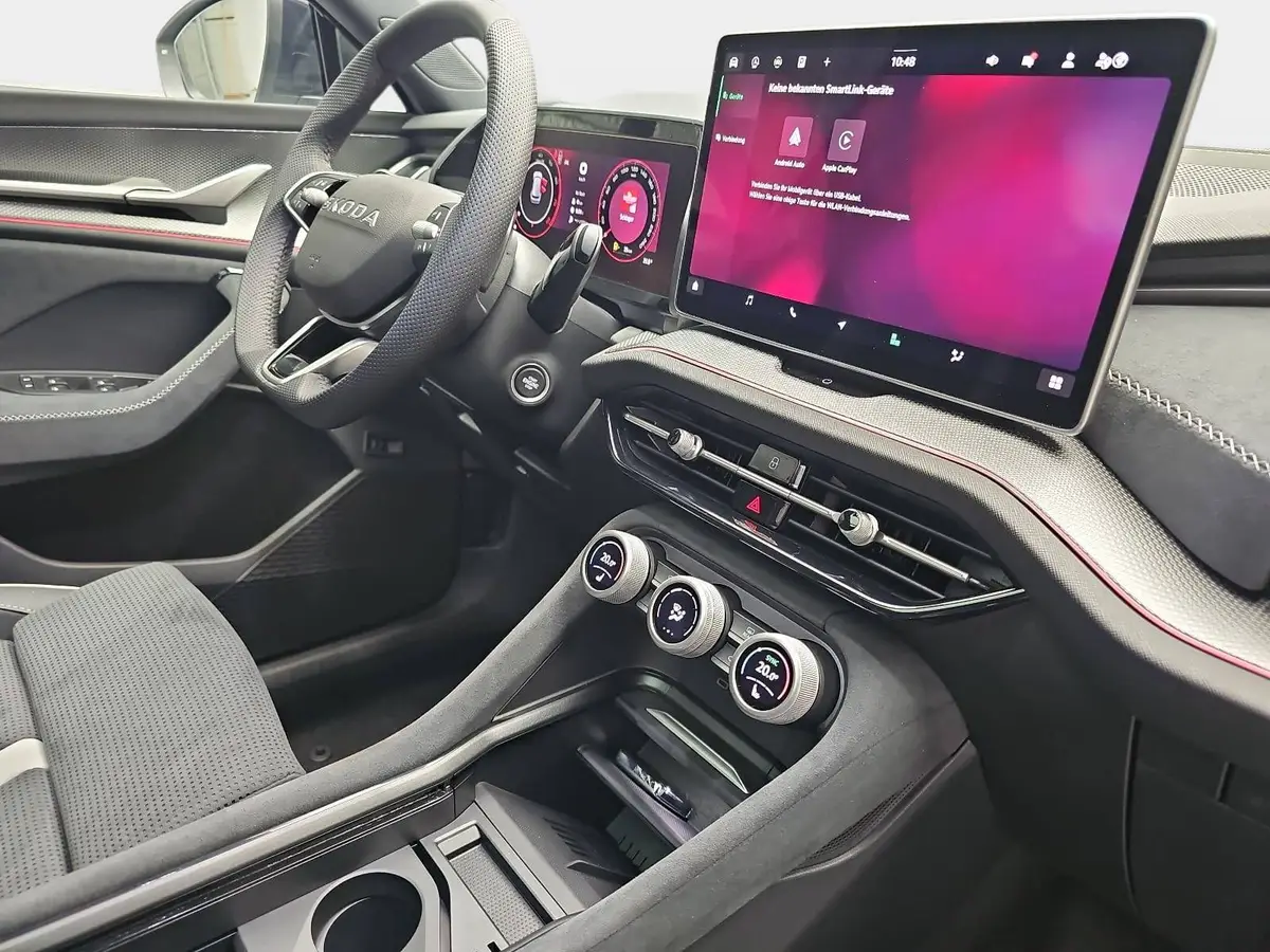 SKODA KODIAQ 2.0 TSI DSG SPORTLINE 4X4 NAVI LED AHK