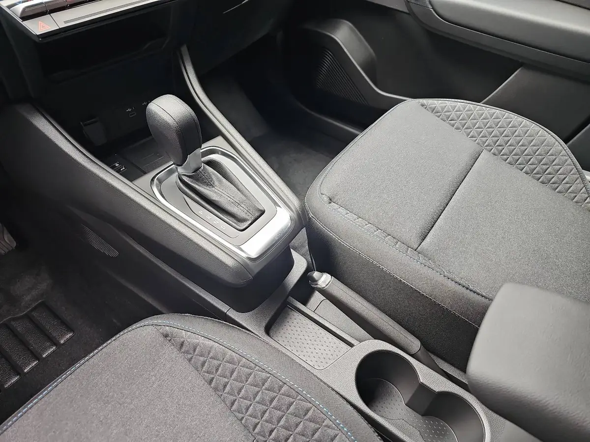 MITSUBISHI ASX 1.3 7DCT INVITE LED KLIMA AUDIO MIRROR-LINK PDC KA