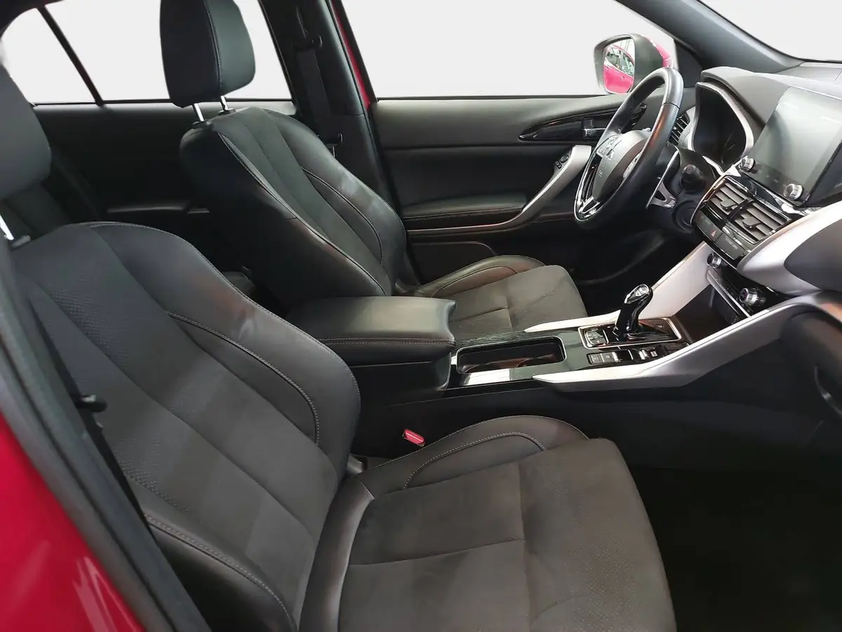 MITSUBISHI ECLIPSE CROSS 2.4 MIVEC PHEV CVT PLUS