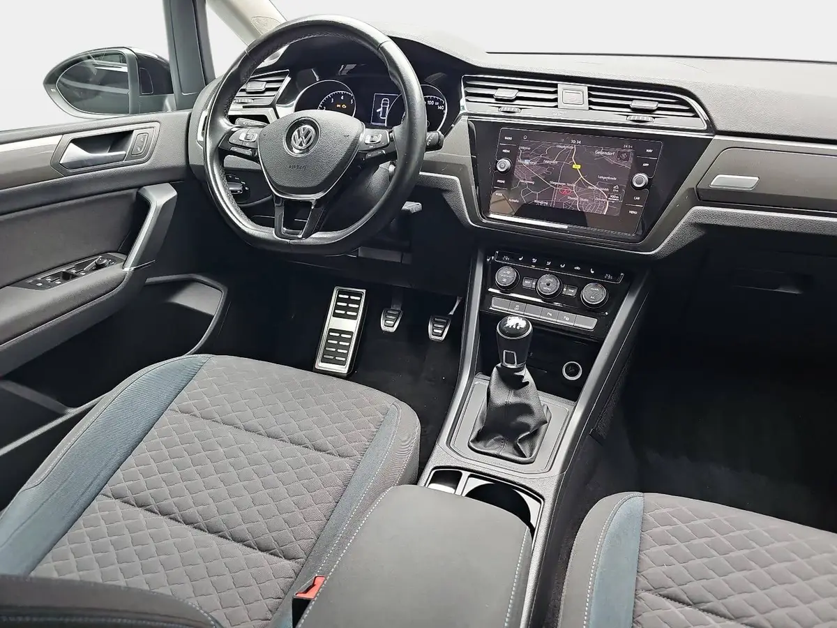 VW TOURAN 1.0 TSI IQ.DRIVE NAVI 7-SITZE LM16