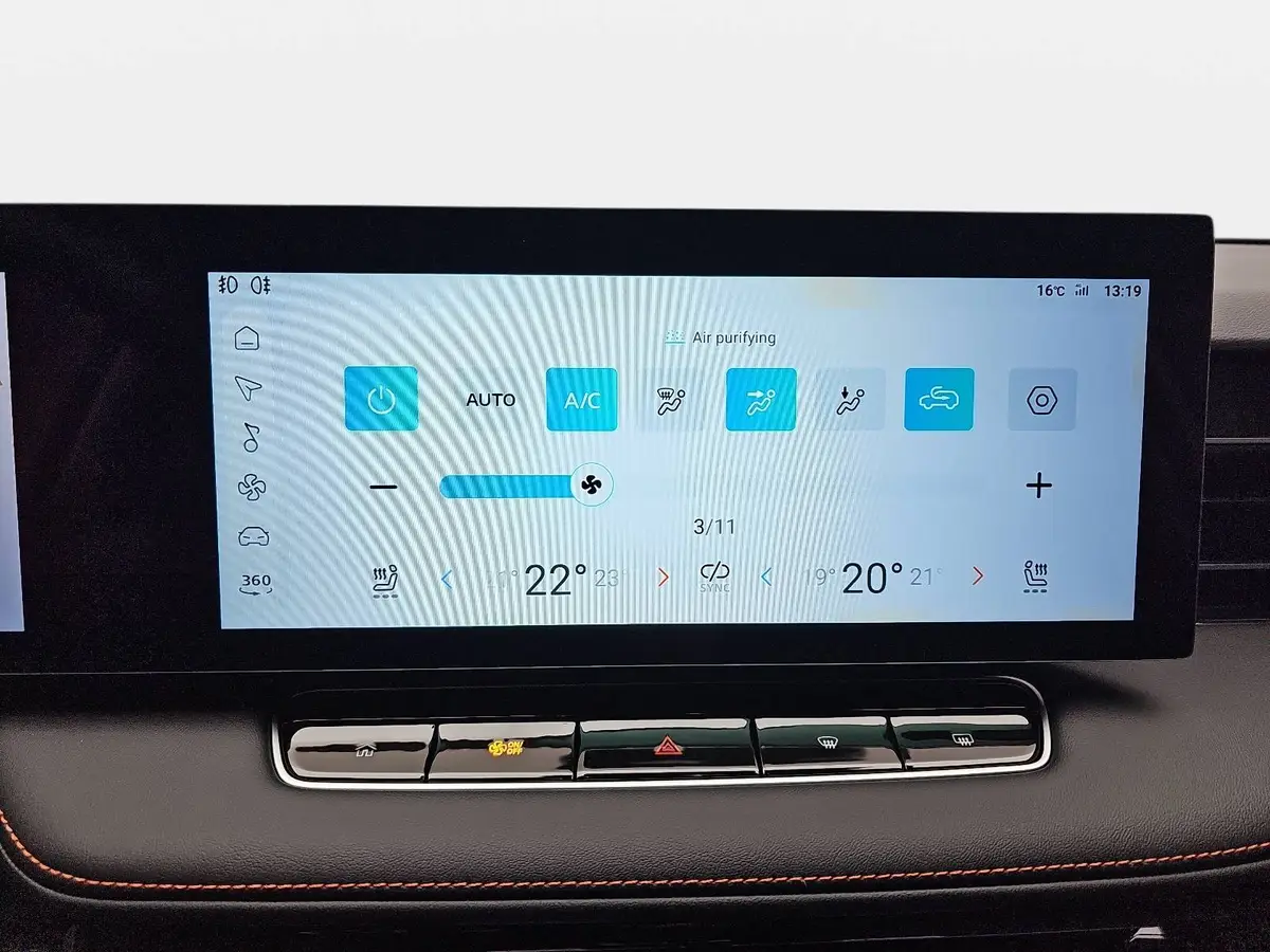 MG HS 1.5 PLUG-IN-HYBRID LUXURY LEDER 360-GRAD-KAMERA 19-ZOLL-LM