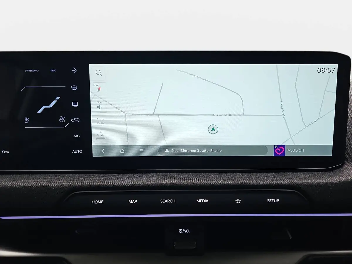 KIA EV2 42.2 KWH EARTH MJ27 WINTER-CONNECT TECHNOLOGY DRIVEWISE-PARK DESIGN