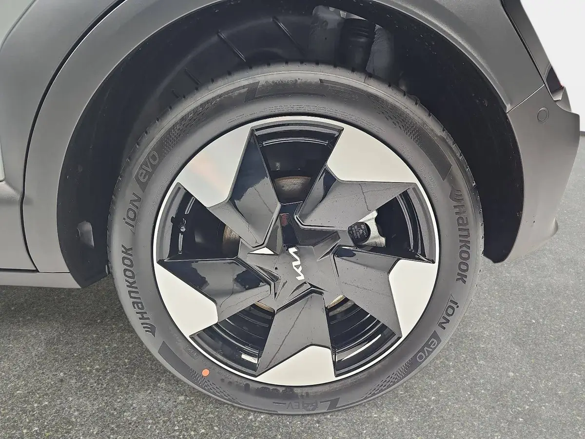 KIA EV2 42.2 KWH EARTH MJ27 WINTER-CONNECT 22KW-AC TECHN DRIVEWISE-PARK DESIGN