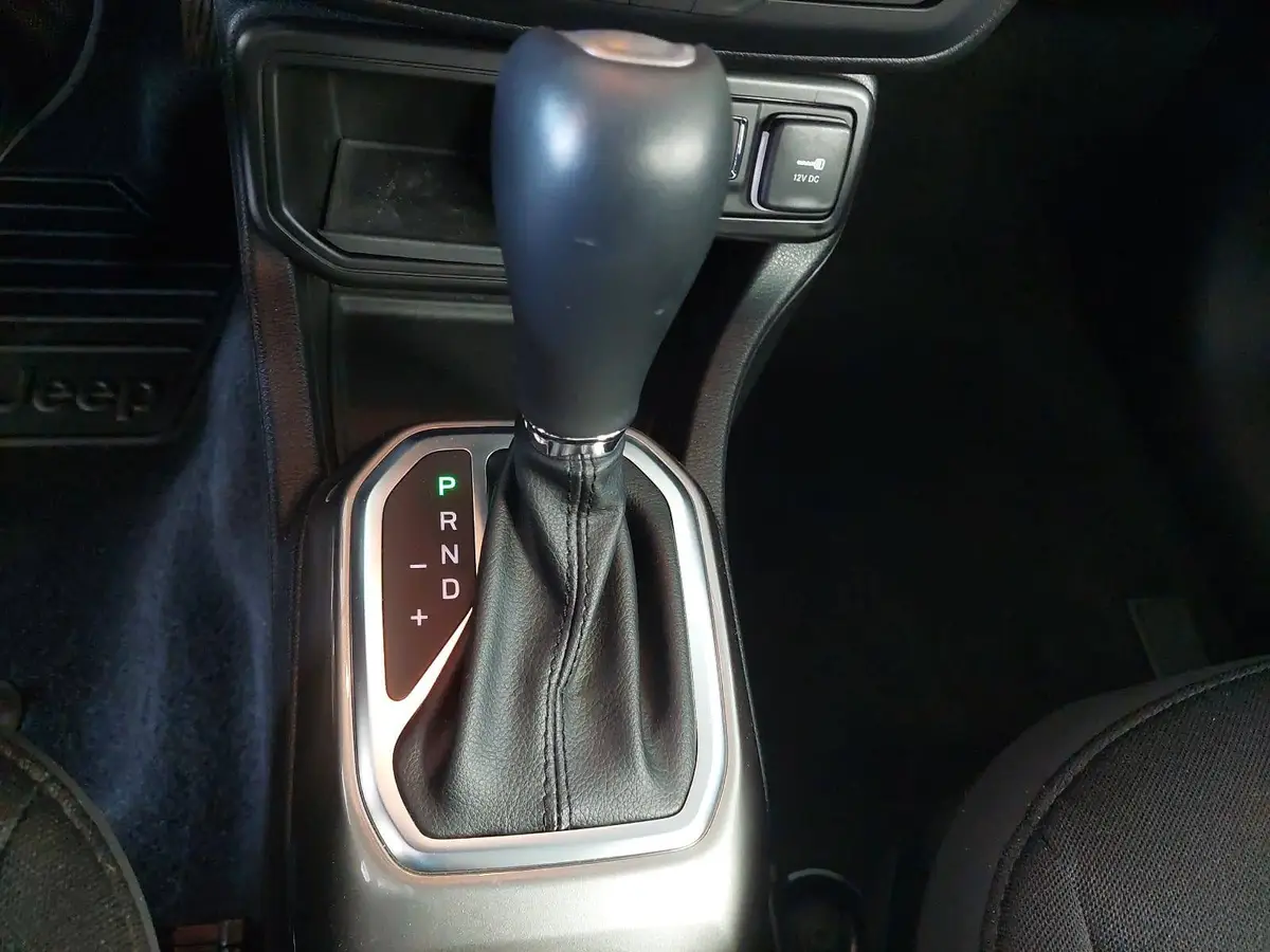 JEEP RENEGADE 1.3 T-GDI 2WD LIMITED DDCT 8FACH