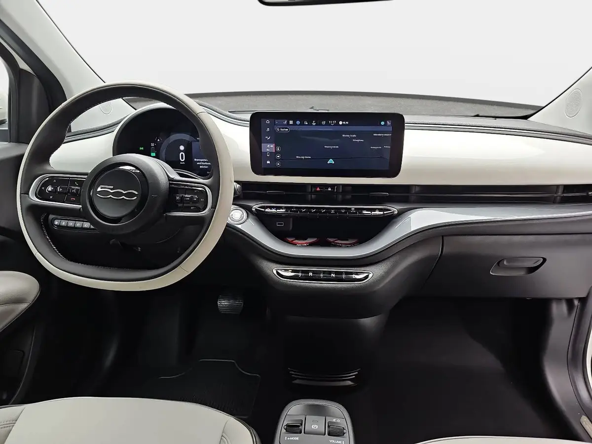 FIAT 500E ELEKTRO 42 KWH LA PRIMA