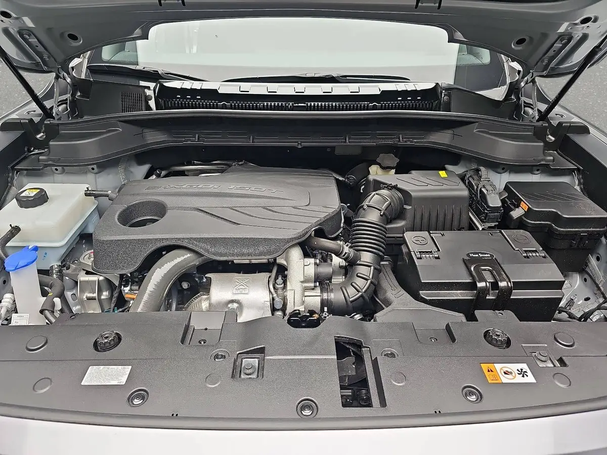 KGM ACTYON 1.5 T-GDI 2WD LUX AUTOMATIK