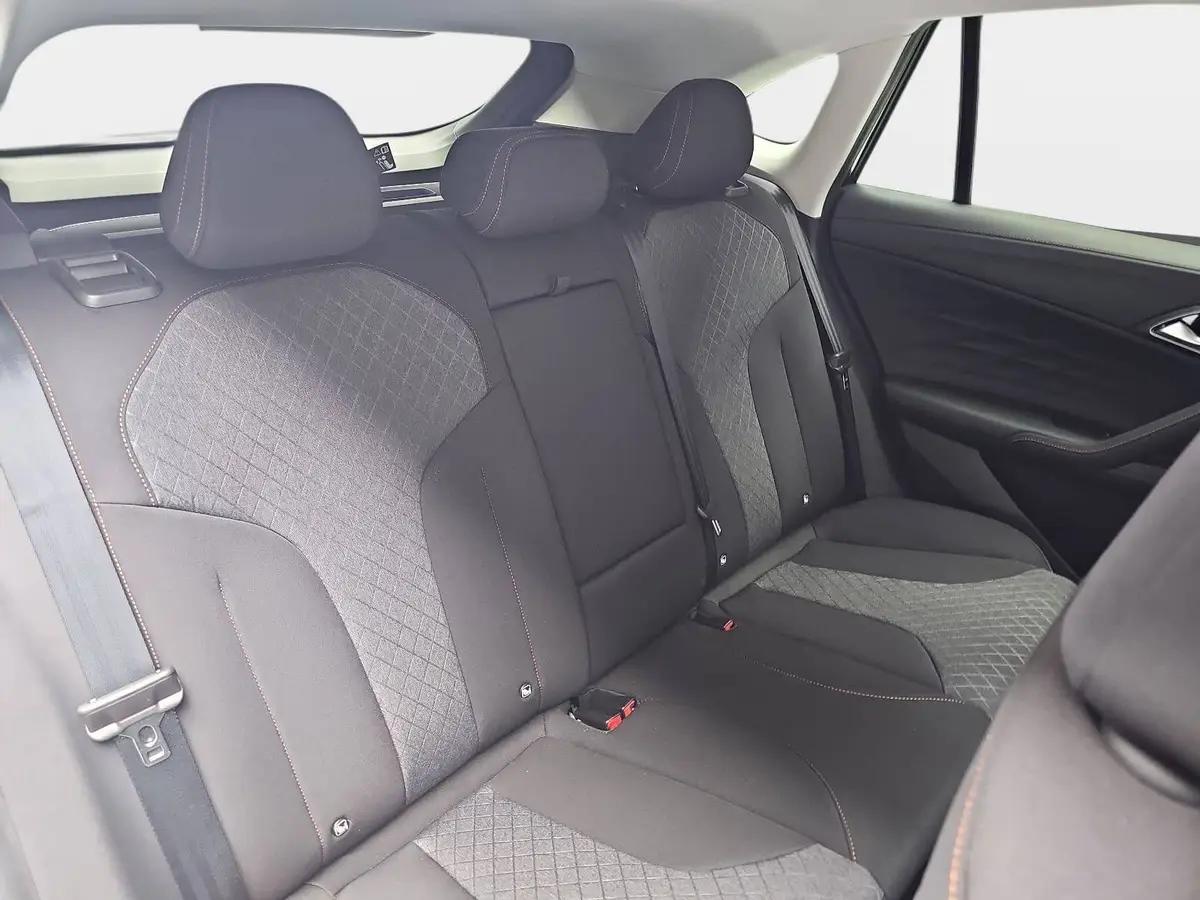 MG HS 1.5 PLUG-IN-HYBRID MY25.5 COMFORT NAVI LED-LICHT 19-ZOLL-LM