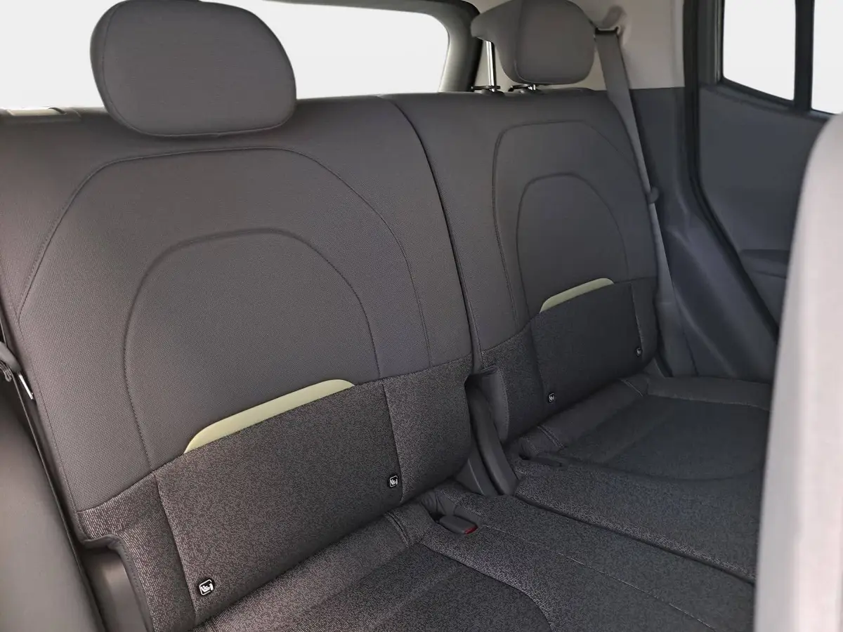 KIA EV2 61.0 KWH EARTH MJ27 4SITZE WINTER-CONNECT TECHN DRIVEWISE-PARK DESIGN