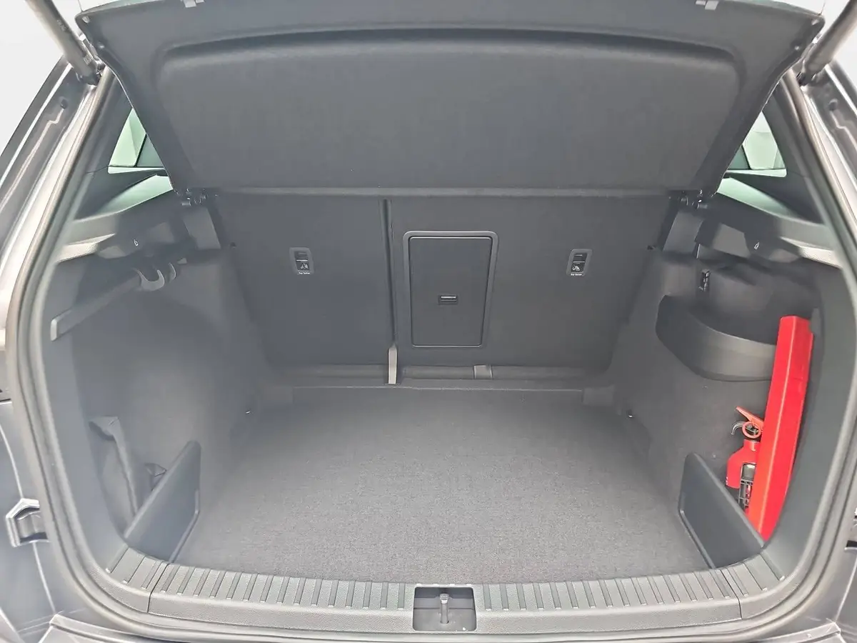 SKODA KAROQ 2.0 TDI DSG SPORTLINE 4X4 NAVI LED
