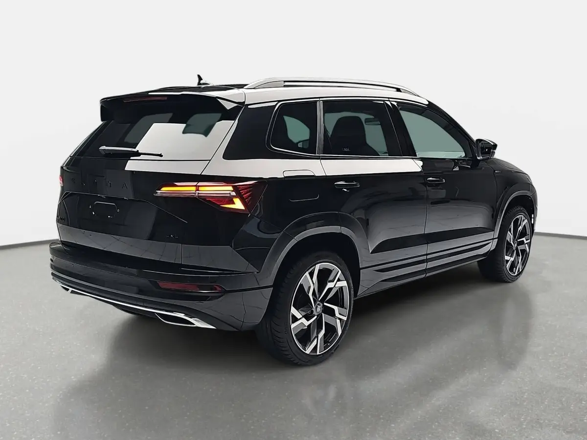 SKODA KAROQ 2.0 TSI DSG SPORTLINE 4X4 AHK PANO