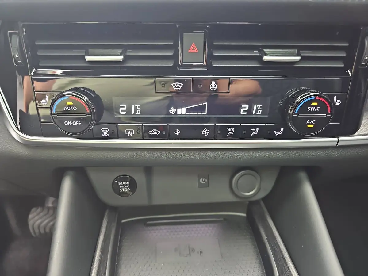 NISSAN QASHQAI 1.3 DIG-T X-TRONIC TEKNA NAVI LED