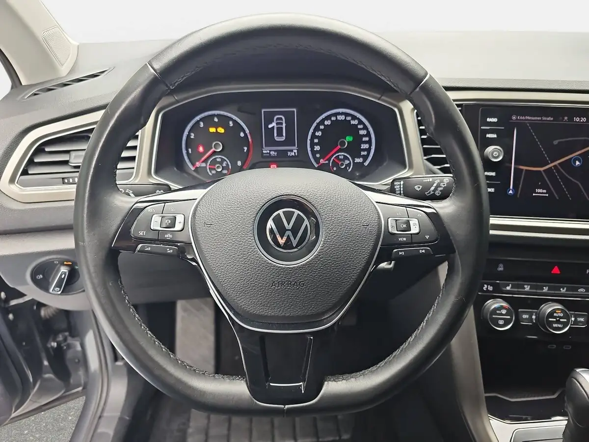 VW T-ROC 1.5 TSI DSG STYLE NAVI LED KAMERA AHK