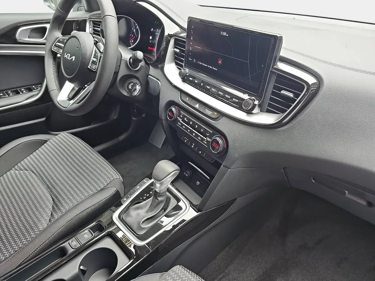 KIA CEED 1.5 T-GDI DCT7 SPIRIT LED SITZH. NAVI