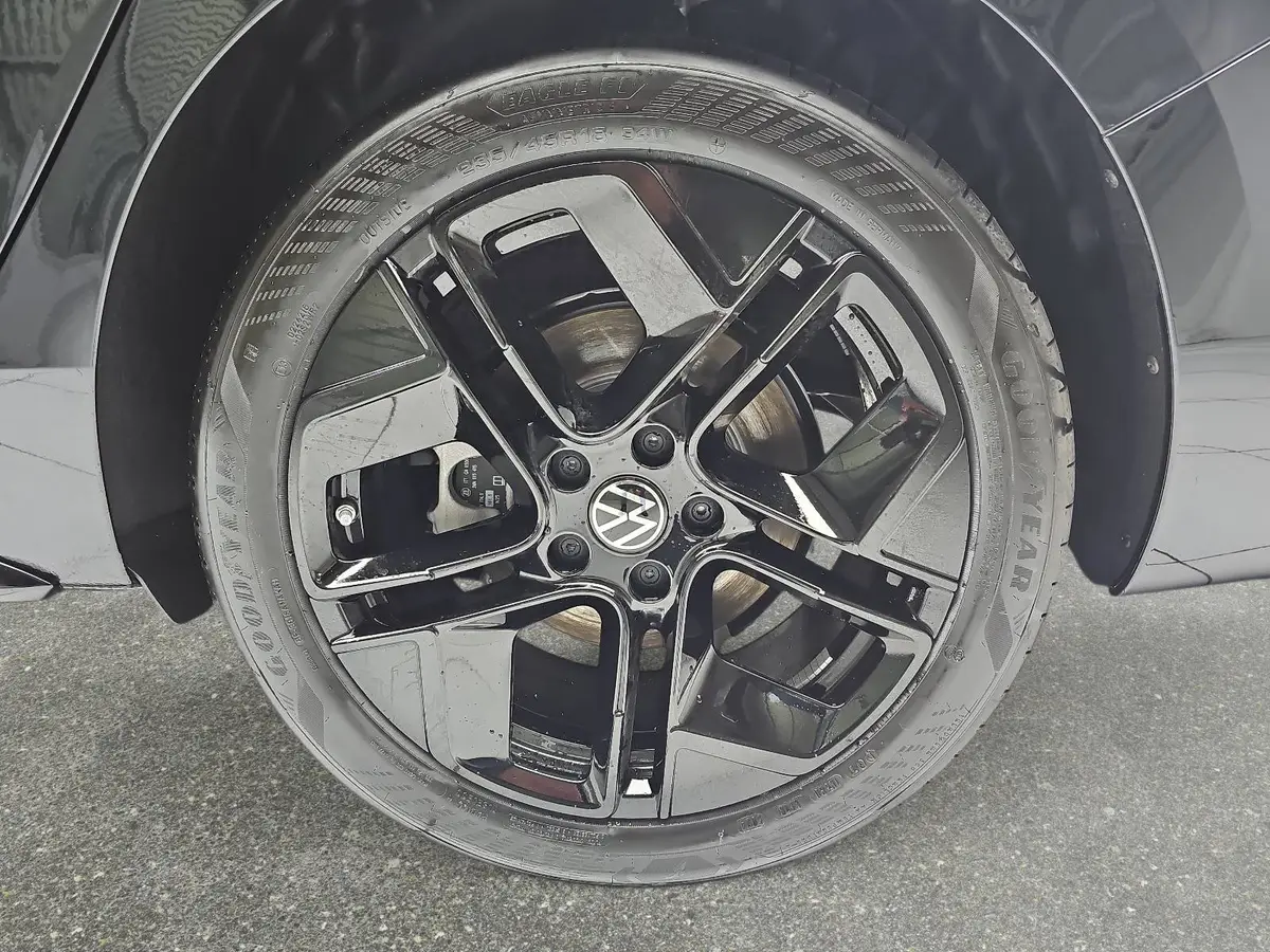 VW PASSAT VARIANT 2.0 TDI DSG R-LINE NAVI LED-MATRIX ACC PANO BLACK 