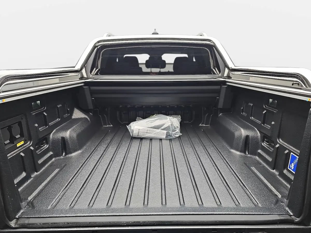 VW AMAROK 3.0 TDI AUTO. DOKA AVENTURA 4M NAVI LED EL.RO AHK