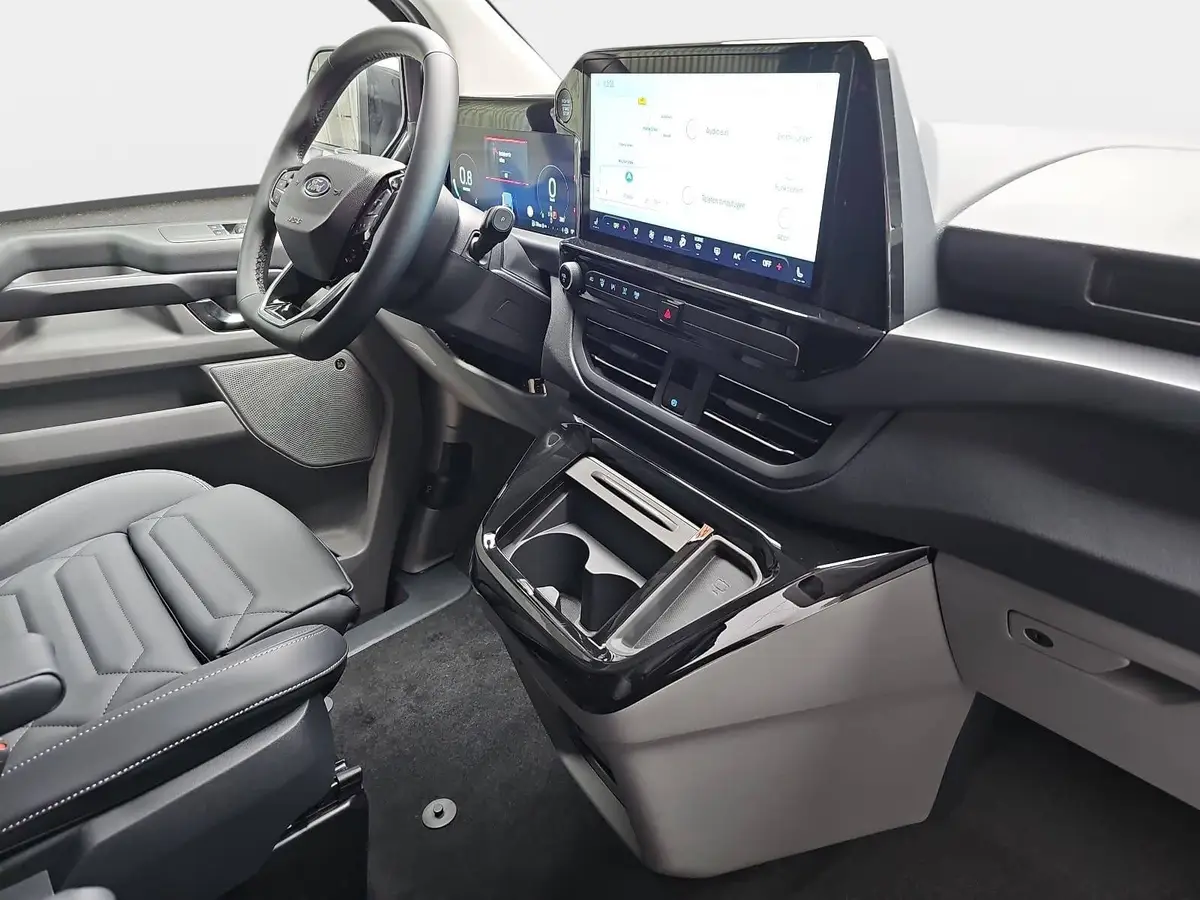 FORD TOURNEO CUSTOM 2.0 ECOBLUE AUTO. L1 TITANIUM X NAVI LED B&O A