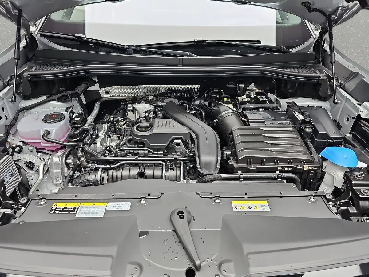 SKODA KODIAQ 1.5 DSG SPORTLINE NAVI LED ACC WINTER KAMERA AHK L