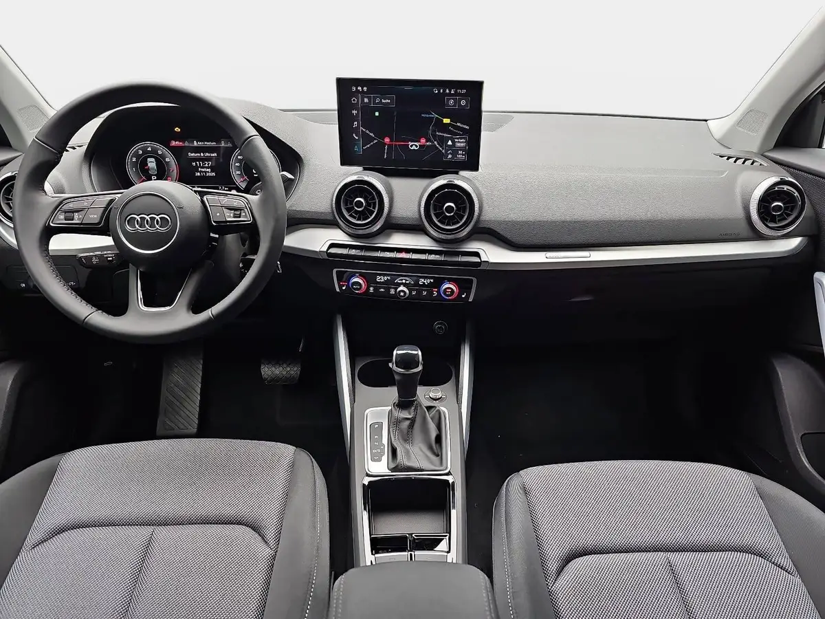 AUDI Q2 35 TFSI S-TRONIC S LINE NAVI LED ACC EL.HECKKL. WI