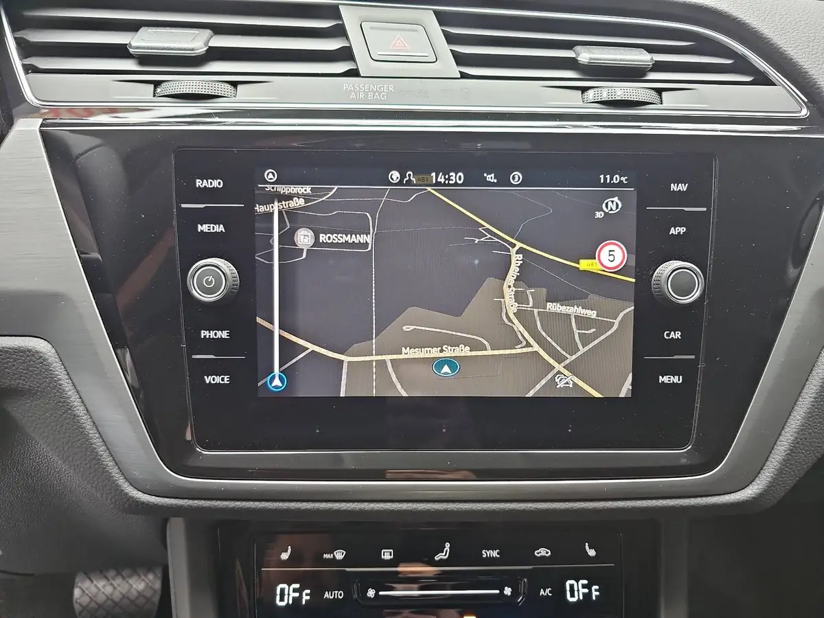 VW TOURAN 1.5 TSI DSG COMFORTLINE NAVI LED ACC SPUR WINTER 7