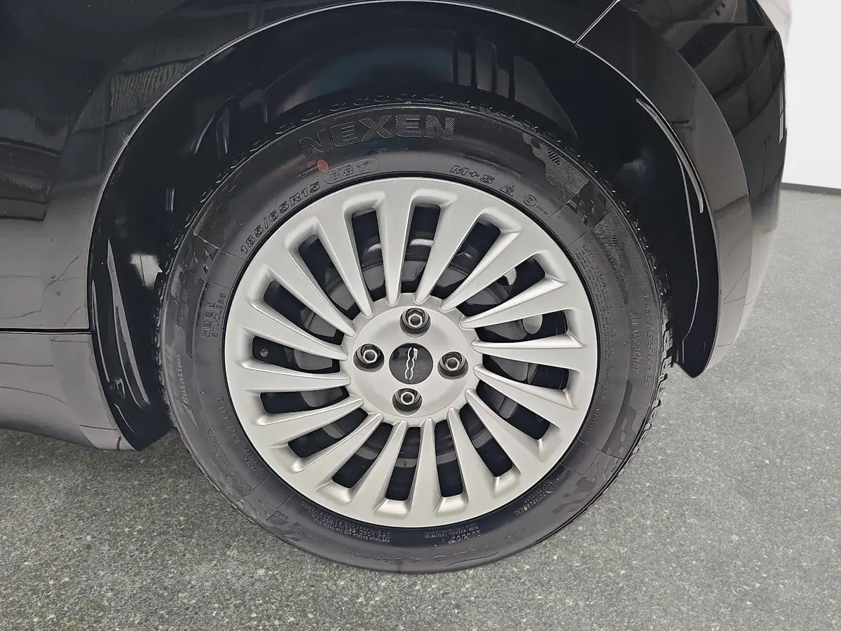 FIAT 500 ELEKTRO 23.8 KWH ACTION ALLWETTERREIFEN