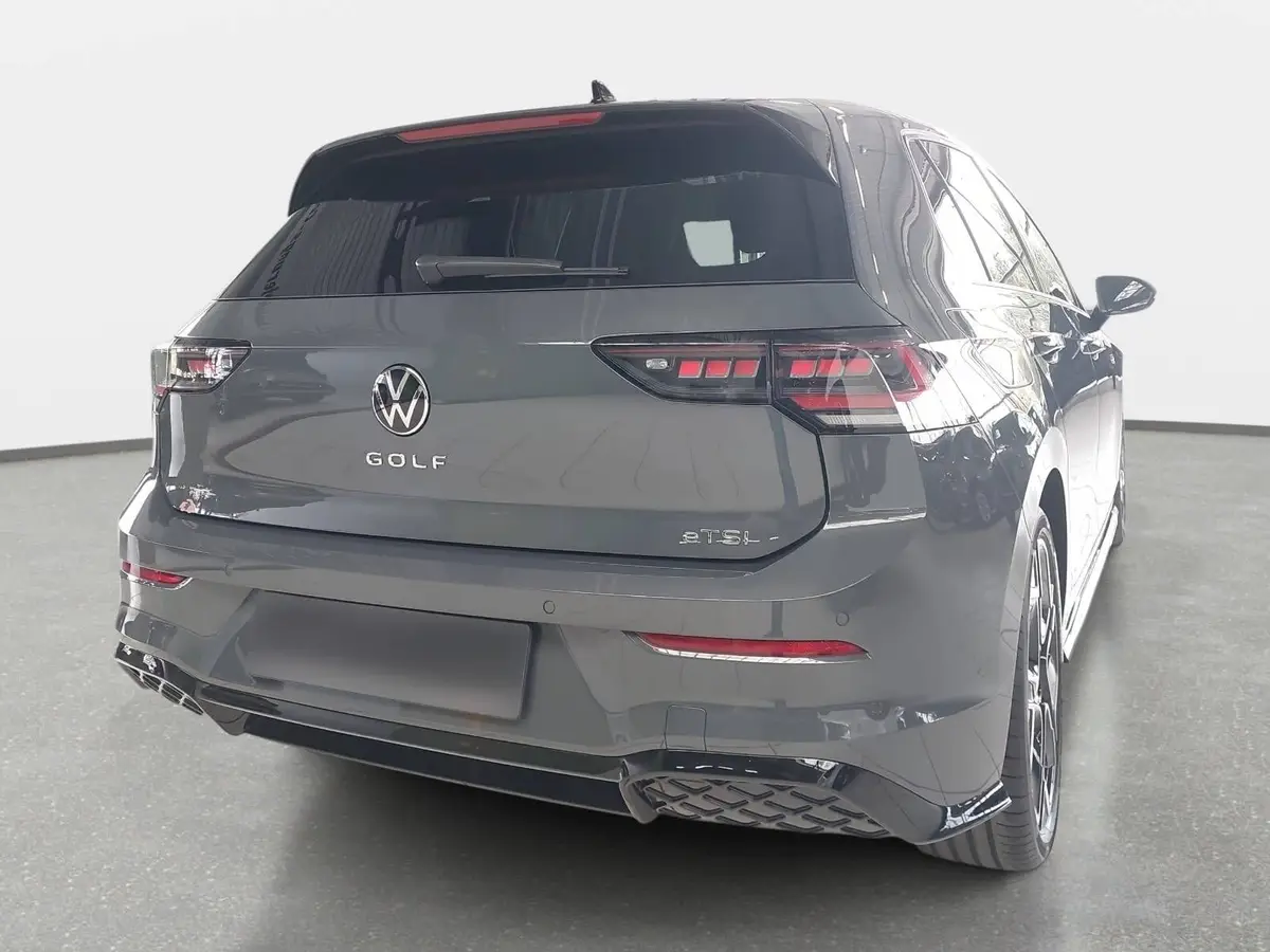 VW GOLF 1.5 ETSI DSG VIII R-LINE NAVI MATRIX-LED