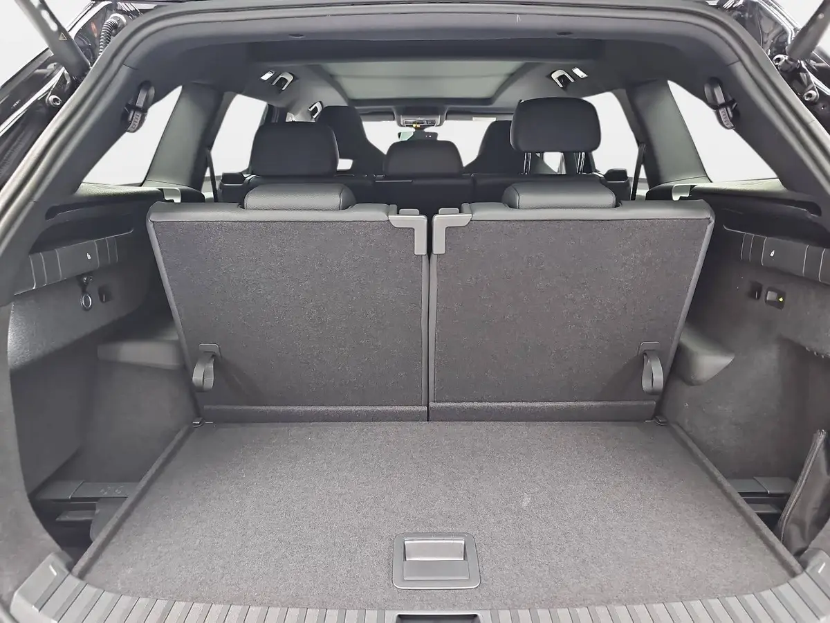 SKODA KODIAQ 2.0 TDI DSG SPORTLINE 4X4 PANO AHK