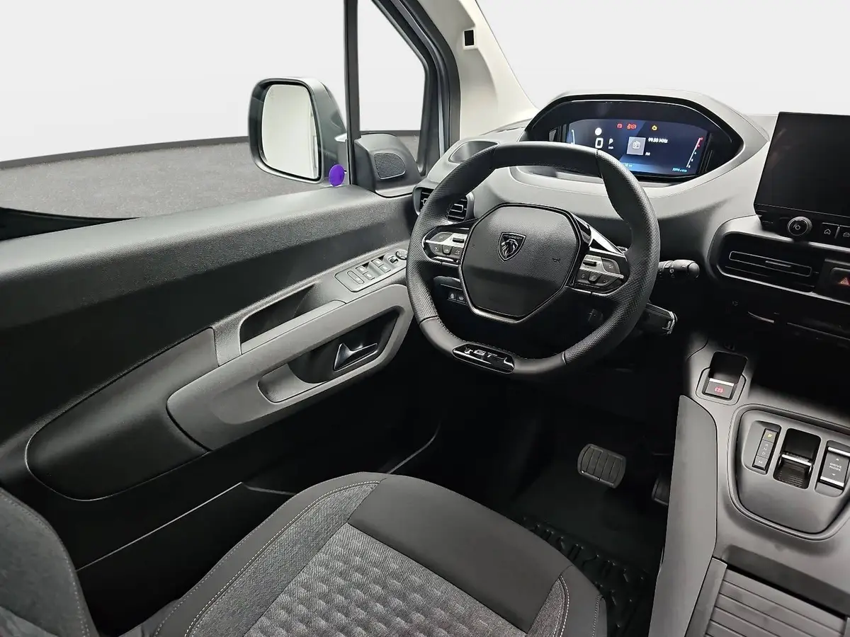 PEUGEOT RIFTER BLUEHDI 130 CV EAT8 GT L2 7-S NAVI LED AHK LM