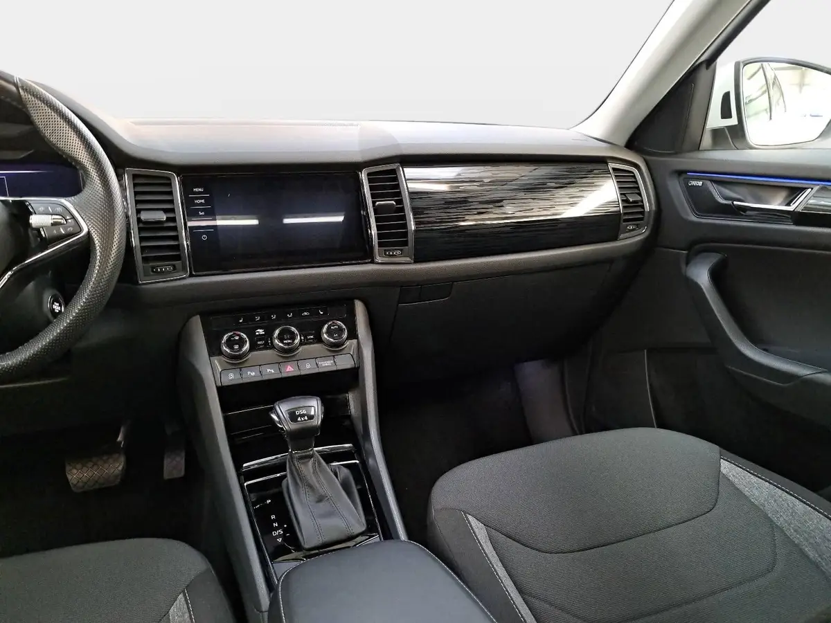 SKODA KODIAQ 2.0 TSI DSG 4X4 MATRIX WINTER DAB+ LM
