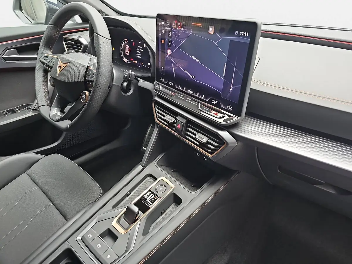 CUPRA FORMENTOR 1.5 ETSI DSG NAVI LED ACC SPURPAKET EL.HECKKL. KAM