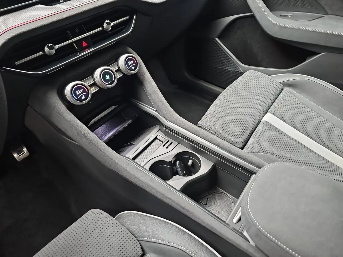 SKODA KODIAQ 1.5 TSI DSG SPORTLINE NAVI LED ACC WINTER 7-S KAME