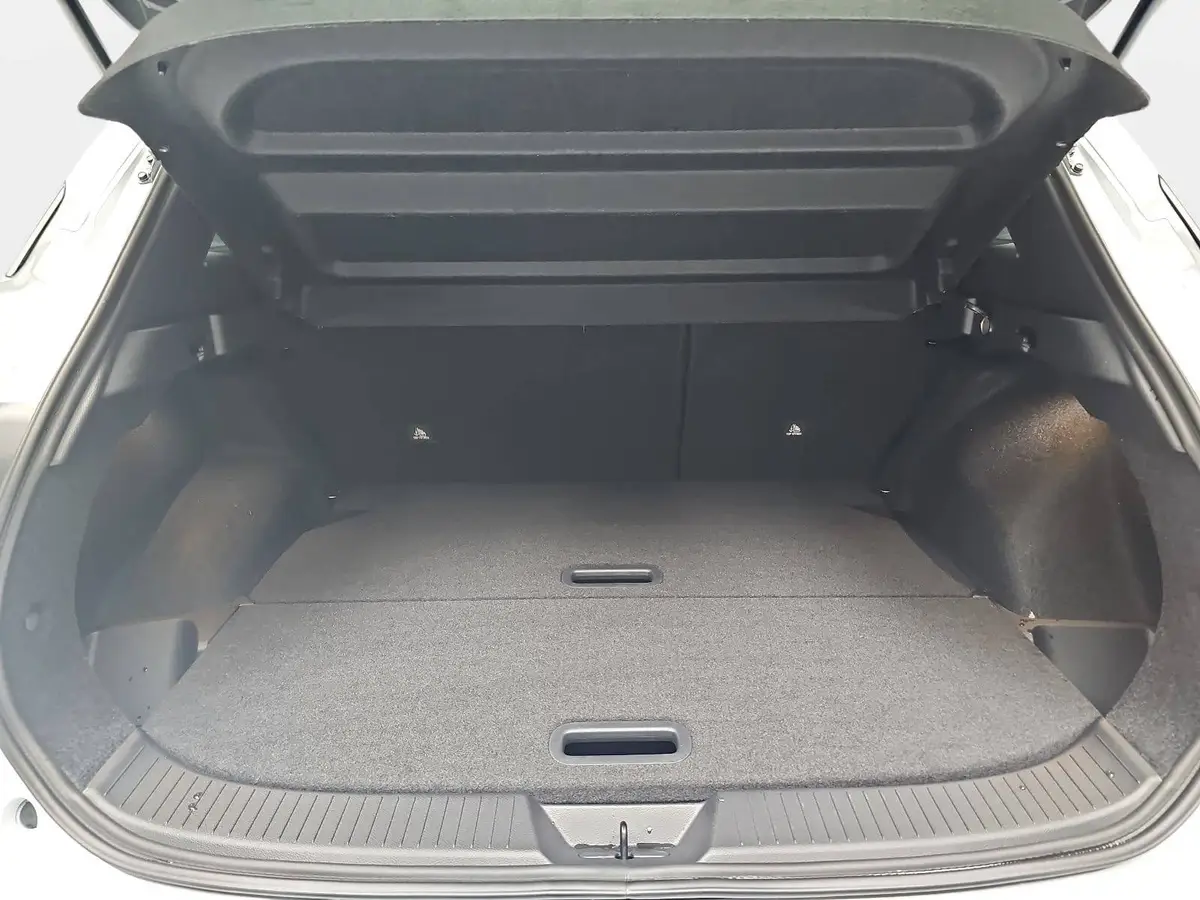 NISSAN QASHQAI 1.3 DIG-T XTRONIC N-CONNECTA PANO WINTER