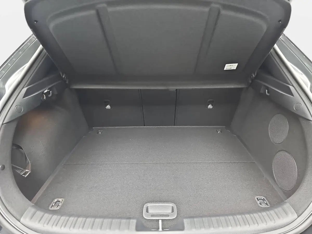 KIA XCEED 1.6 T-GDI 150 DCT GT-LINE MJ26 LEDER GLASDACH