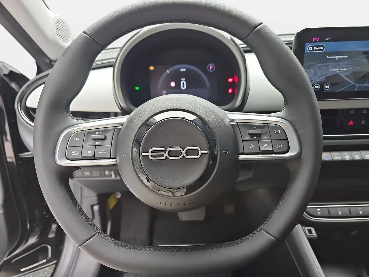 FIAT 600 1.2 T3 HYBRID DCT BUSINESS EDITION MJ26 ALLWETTERREIFEN