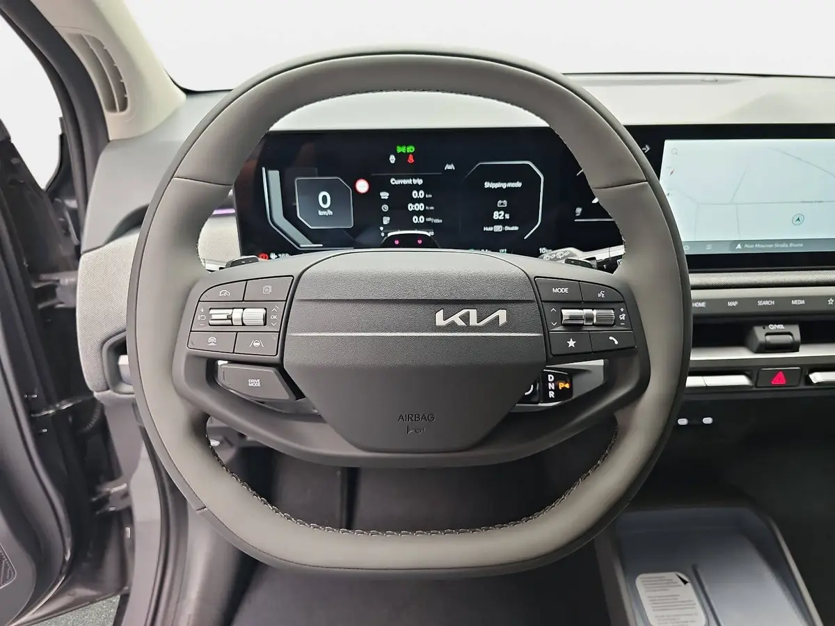 KIA EV3 81.4 KWH EARTH MJ27 WINTER-CONNECT BUSINESS UPGRADE DRIVEWISE-PARK