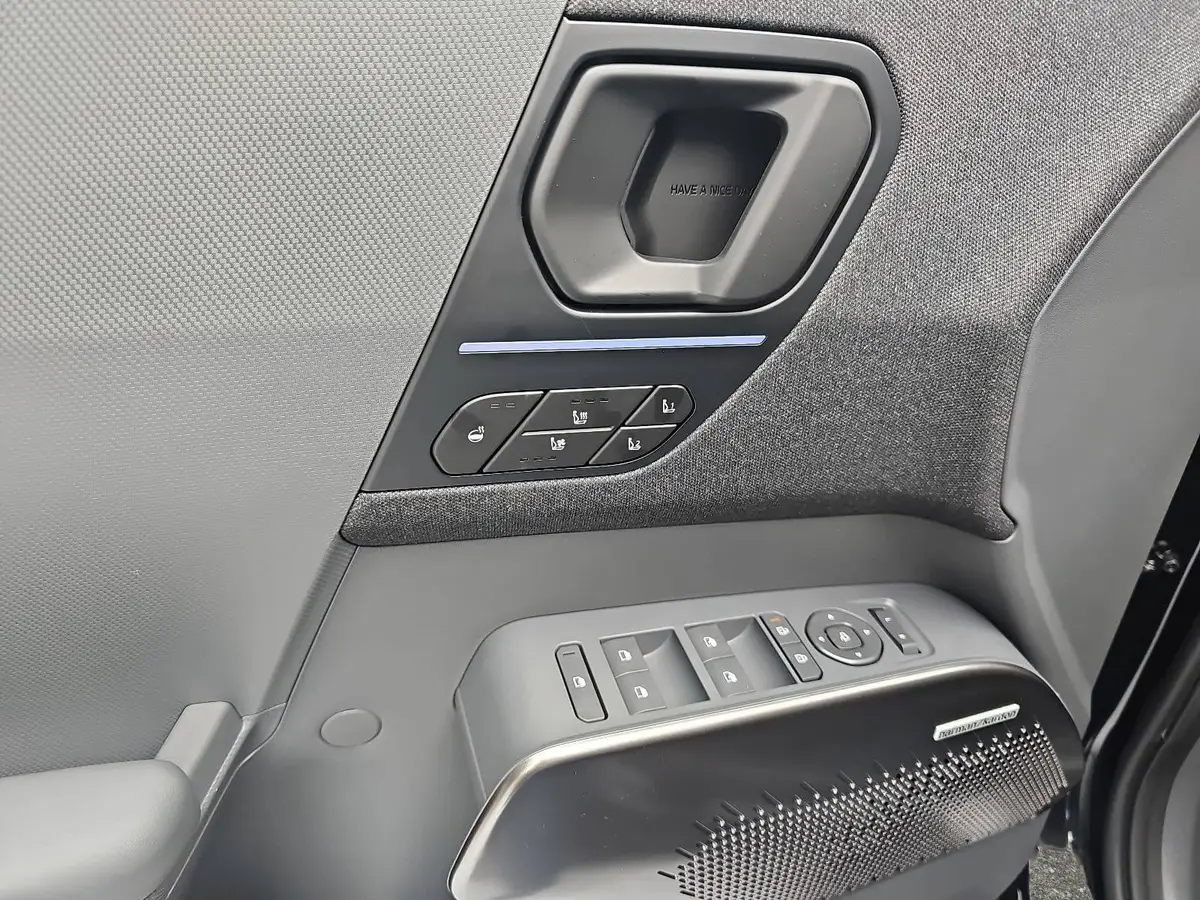 KIA EV2 61.0 KWH BLACK LINE MJ27 4SITZE DRIVEWISE-PARK KOMFORT