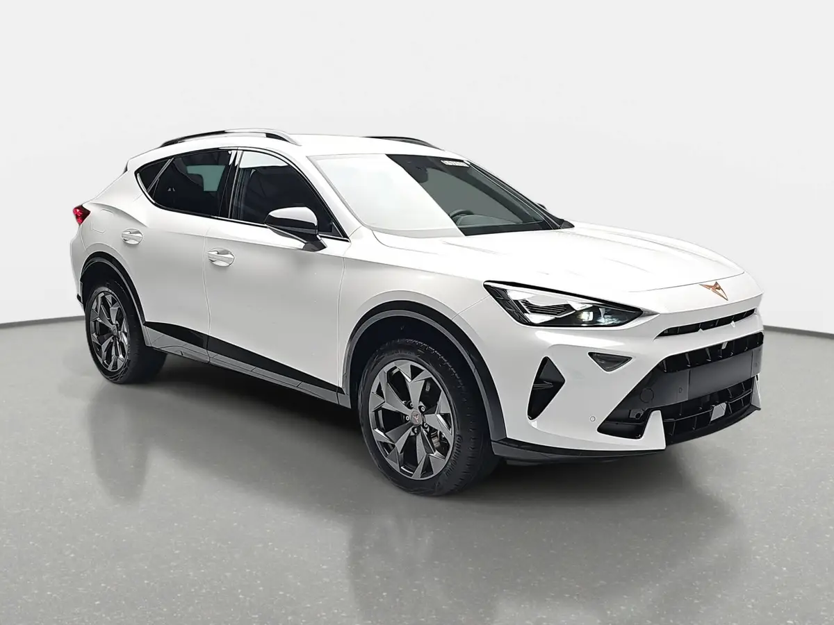 CUPRA FORMENTOR 1.5 ETSI DSG NAVI LED ACC SPURPAKET EL.HECKKL. KAM