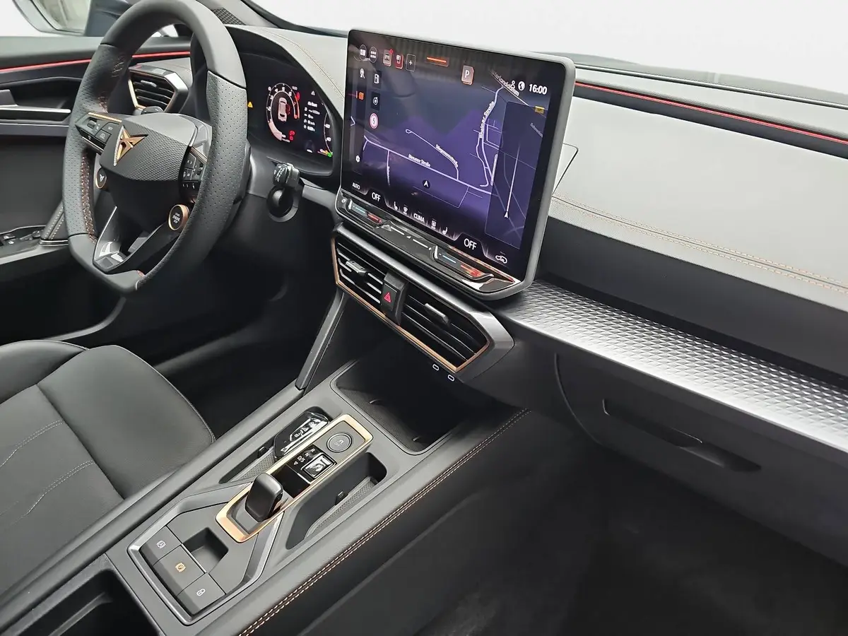 CUPRA FORMENTOR 1.5 ETSI DSG NAVI LED ACC EDGE EL.HECKKLAPPE KAMER