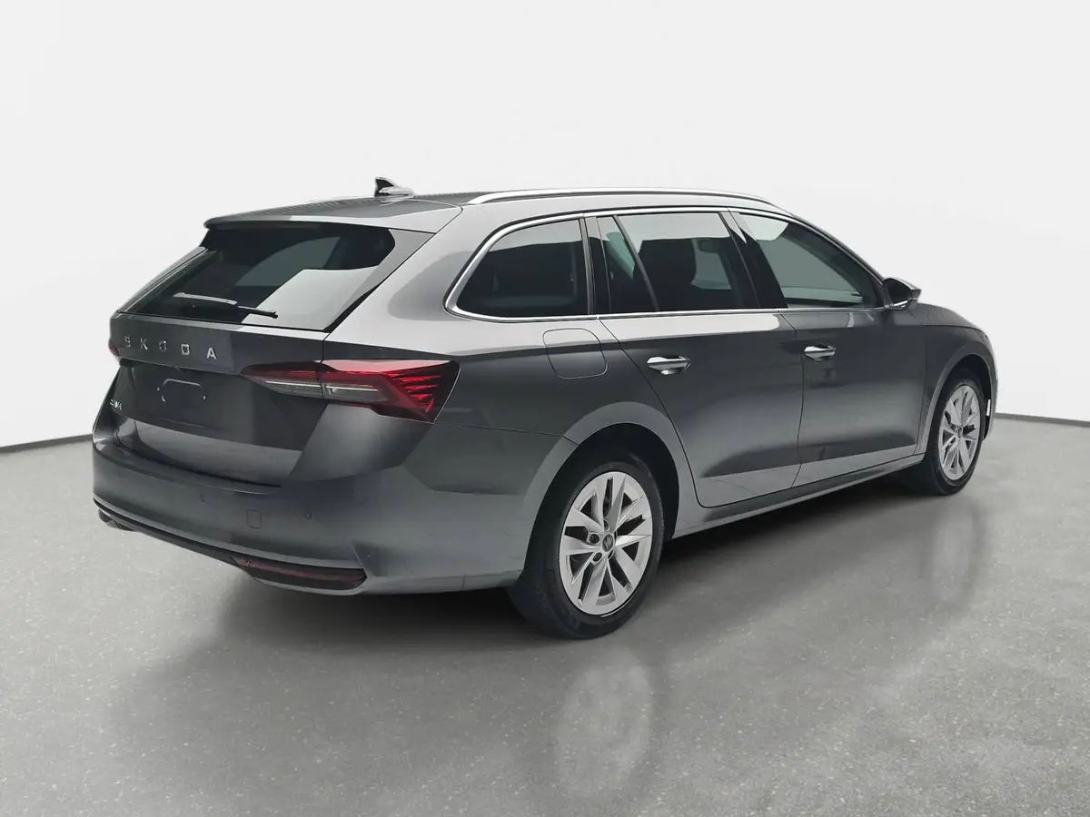 SKODA OCTAVIA COMBI 2.0 TDI DSG SELECTION NAVI LED ACC WINTER KAMERA A