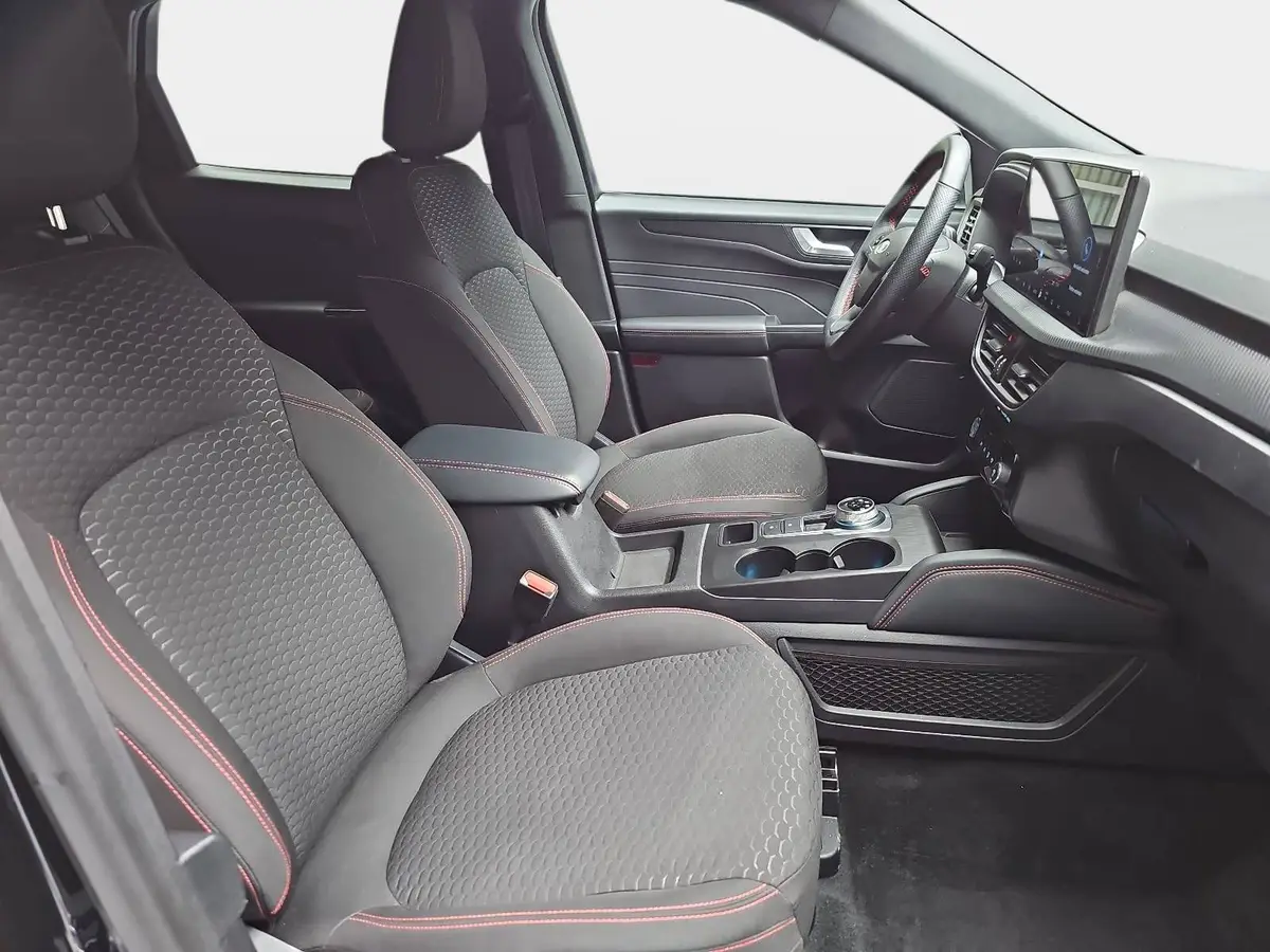 FORD KUGA 1.5 EB AUTO. ST-LINE NAVI LED KLIMAAUTO WINTER SIC