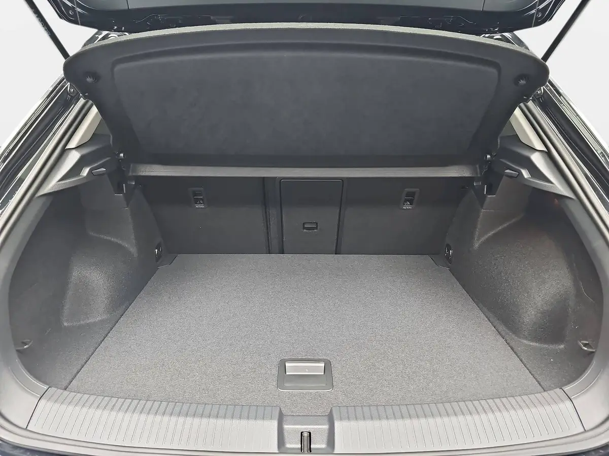 VW T-ROC 1.5 TSI DSG LIFE LED WINTER AHK