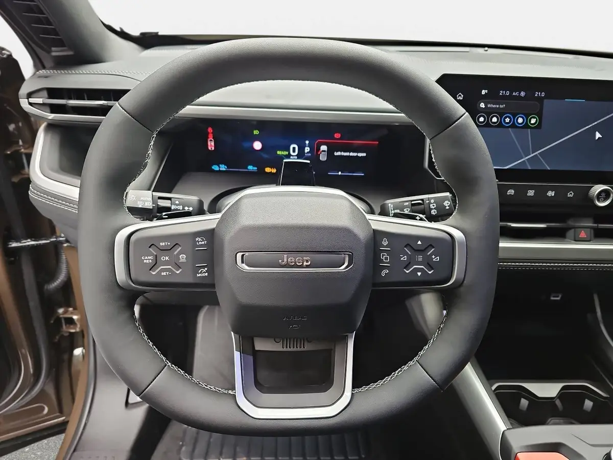 JEEP COMPASS ELEKTRO FIRST EDITION MJ26 PREMIUM-PAKET PANORAMA