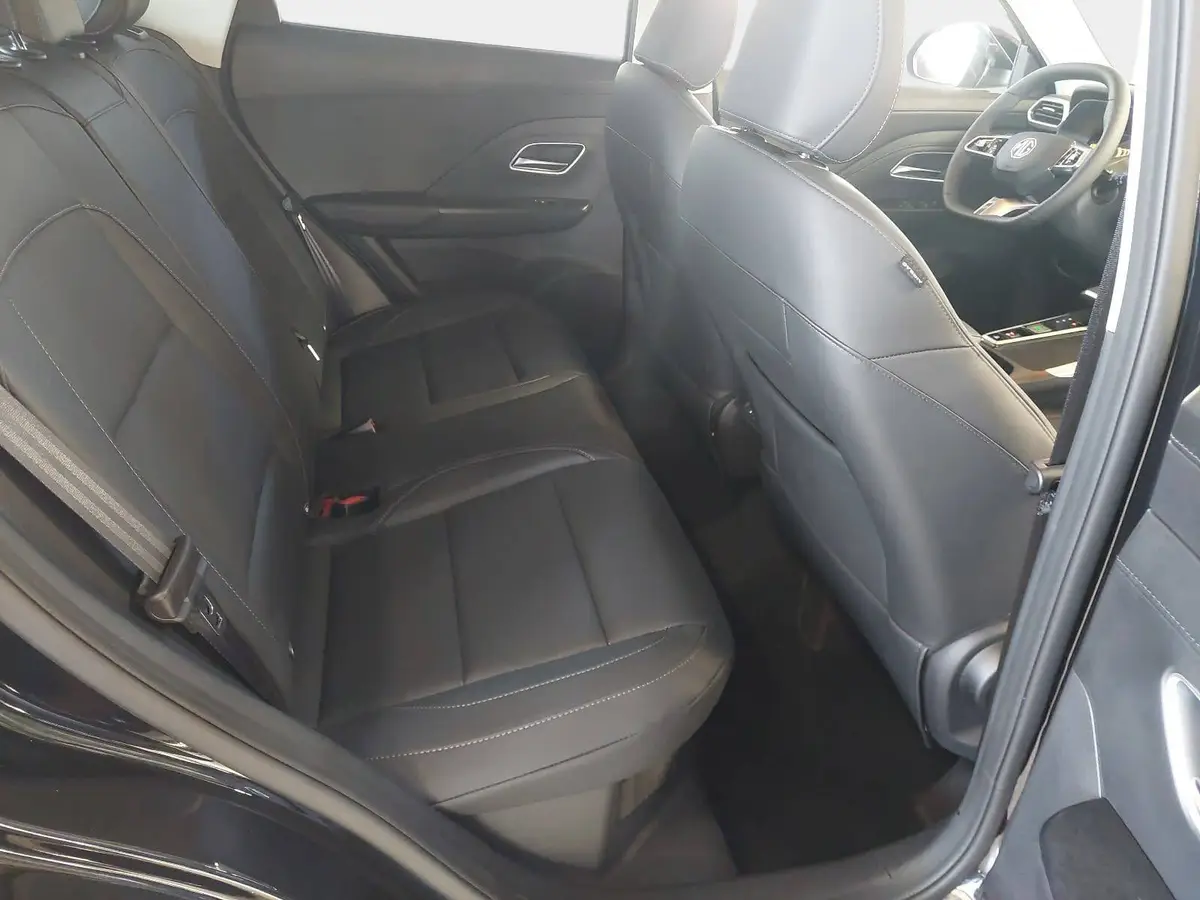 MG ZS 1.5 HYBRID+ MY25.5 LUXURY NAVI LM18 KEYLESS-ENTRY 360-GRAD-KAMERA