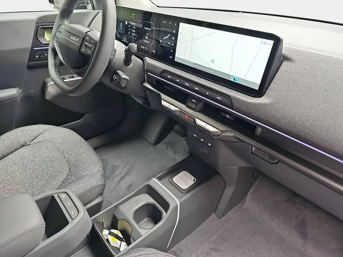 KIA EV2 42.2 KWH EARTH MJ27 WINTER-CONNECT 22KW-AC TECHN DRIVEWISE-PARK DESIGN