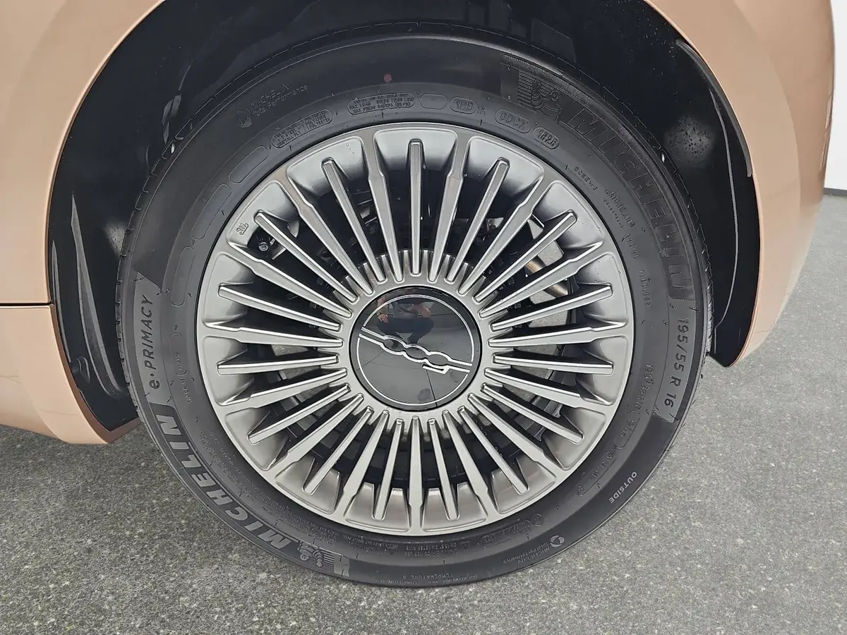 FIAT 500 HYBRID ICON MJ26 KOMFORT PAKET