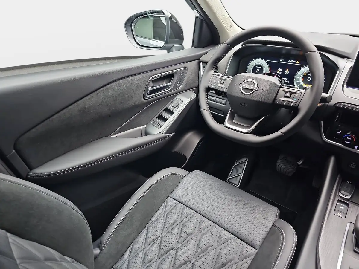 NISSAN QASHQAI 1.3 DIG-T MHEV AUTO. TEKNA PREMIUM PAKET 2-FARBEN